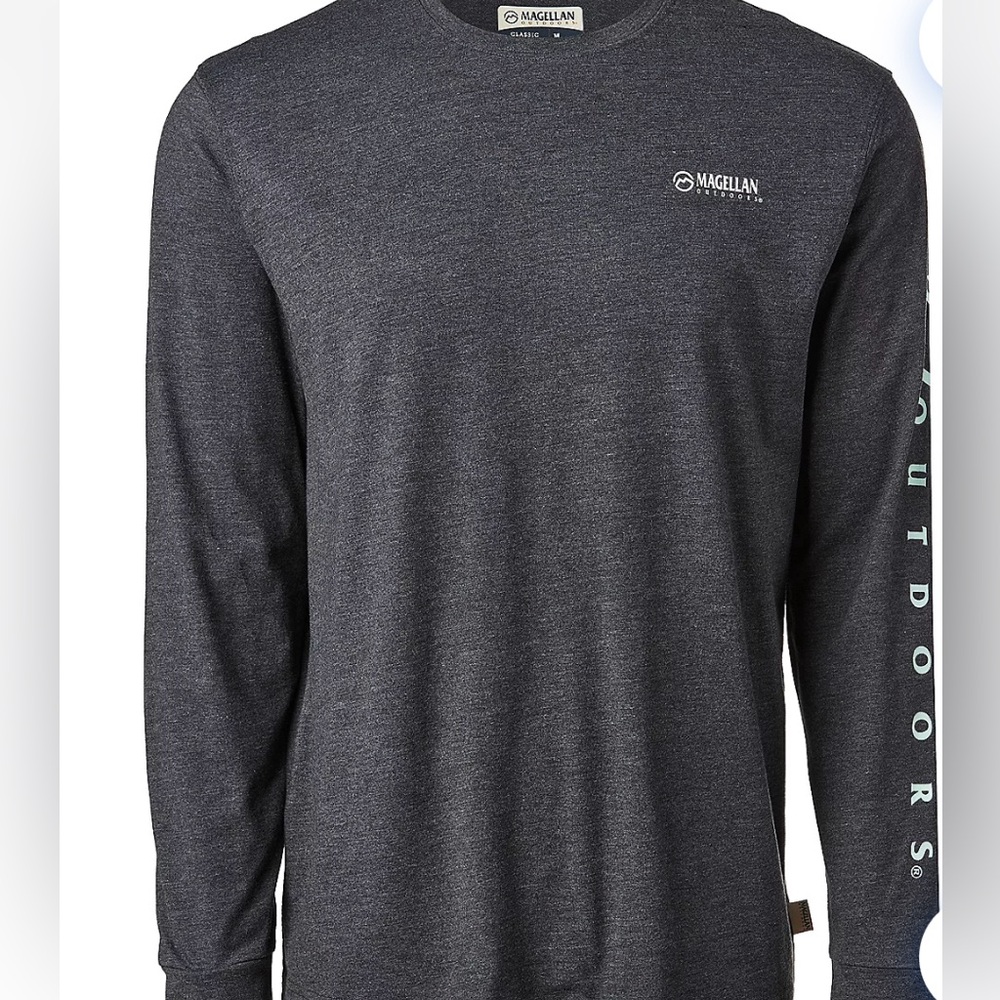 Magellan size XL long sleeve top. Outdoor grotto falls